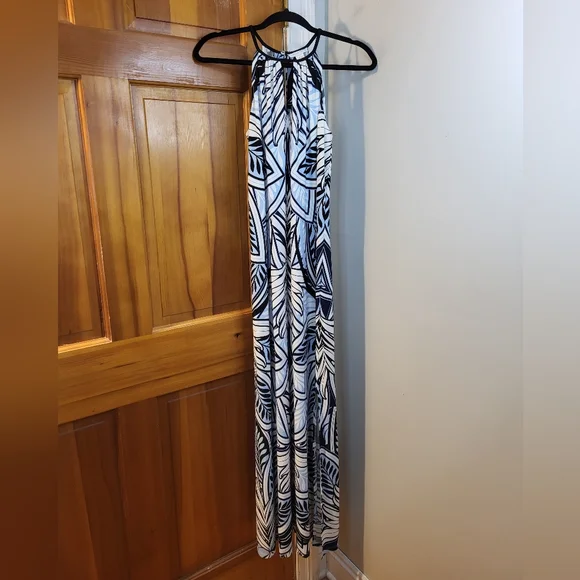 London Times | Dresses | London Times Womens Floral Halter Maxi Dress |  Poshmark